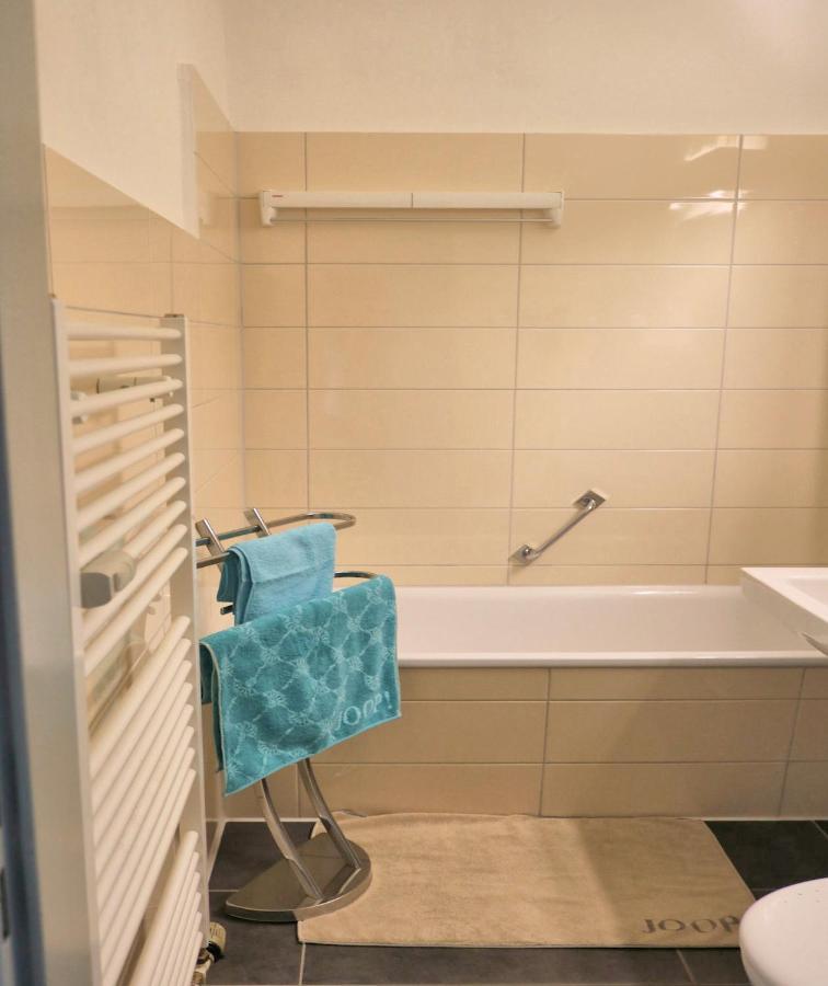 Schicke Fewo 150M Vom Strand Kostenlos Wlan Grosses Schwimmbad Sauna Cuxhaven Exterior foto